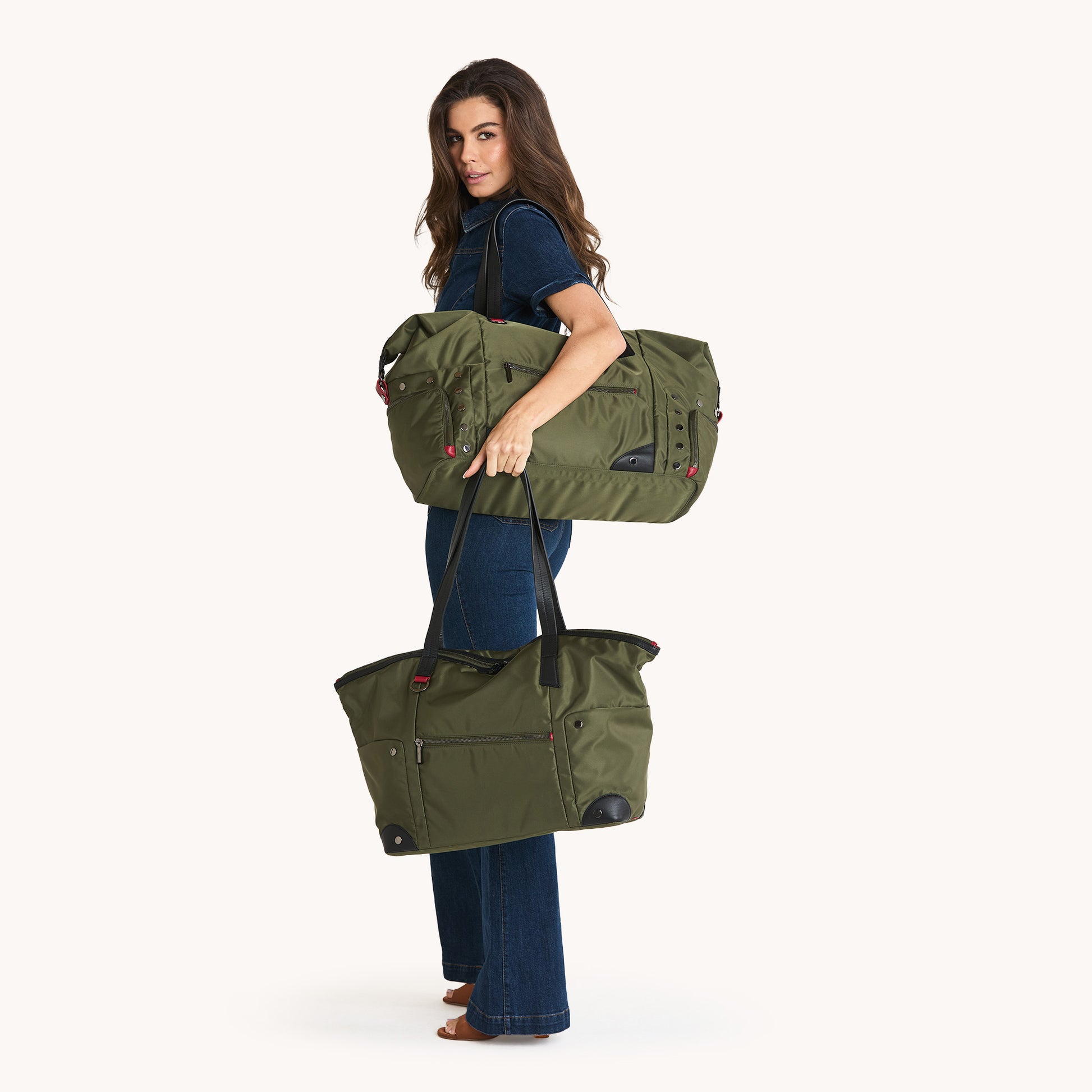 Ivy-Weekender-Jade-Nylon-GM-Model-View-6