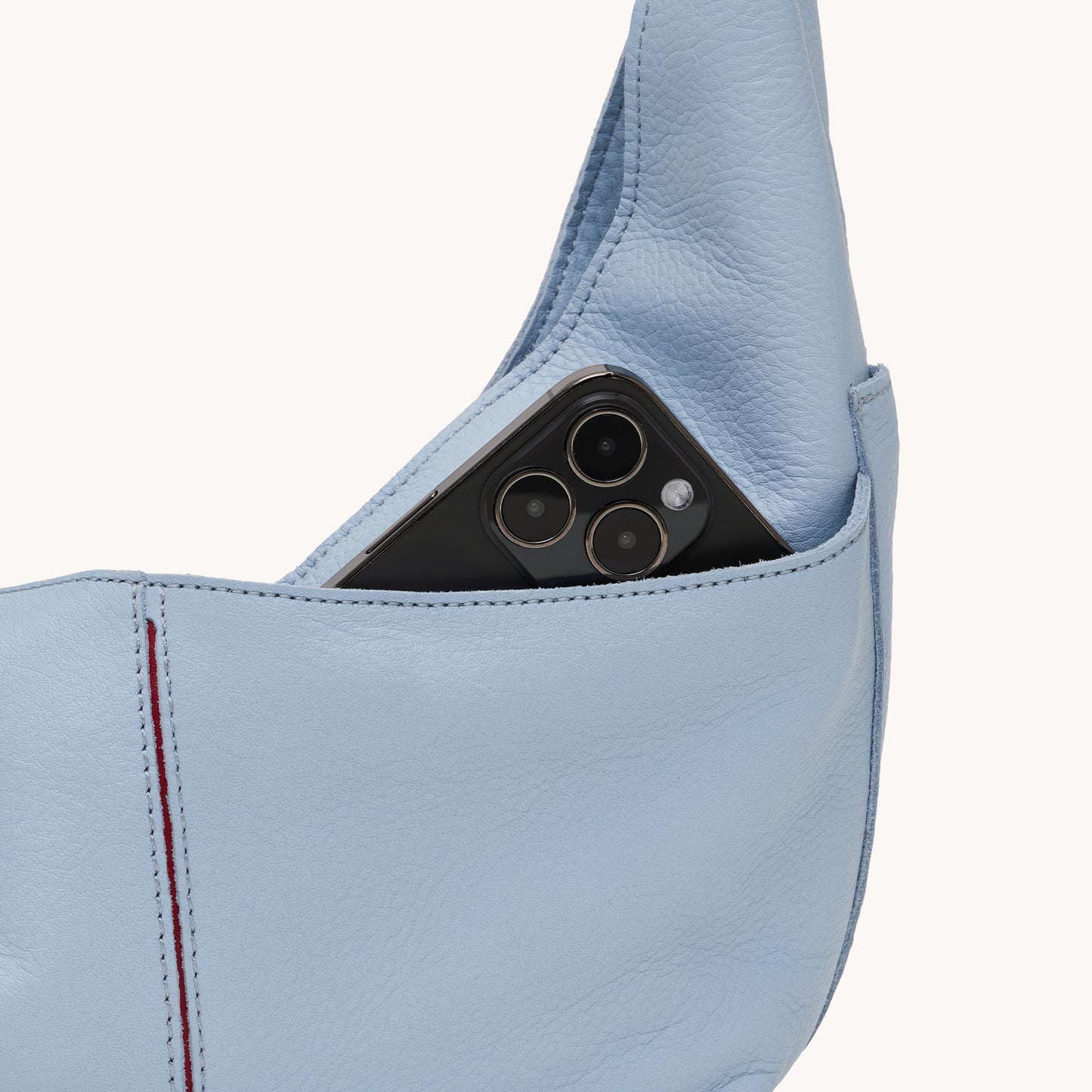 Tom-Zip-Med-Hazy-Blue-G-Detail-View