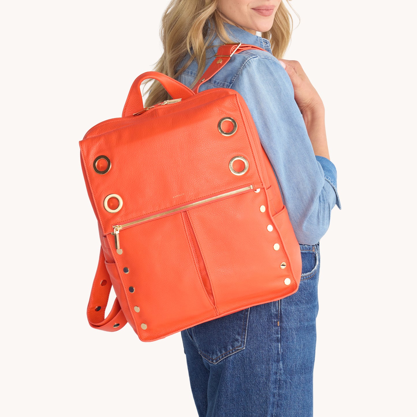 Montana-Backpack-XL-Habanero-G-Model-View