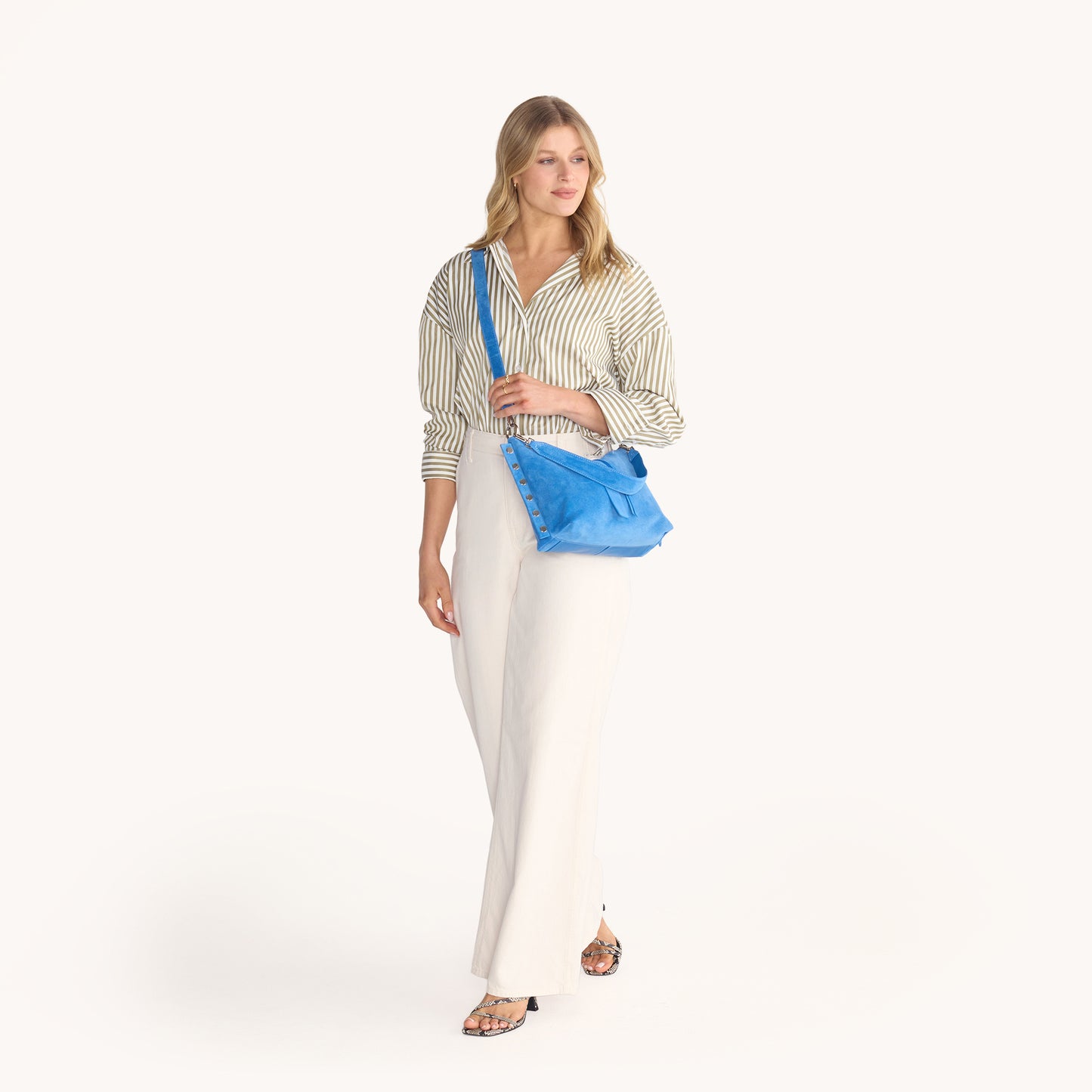 Mr-G-Med-Hydrangea-Suede-S-Model-View-2