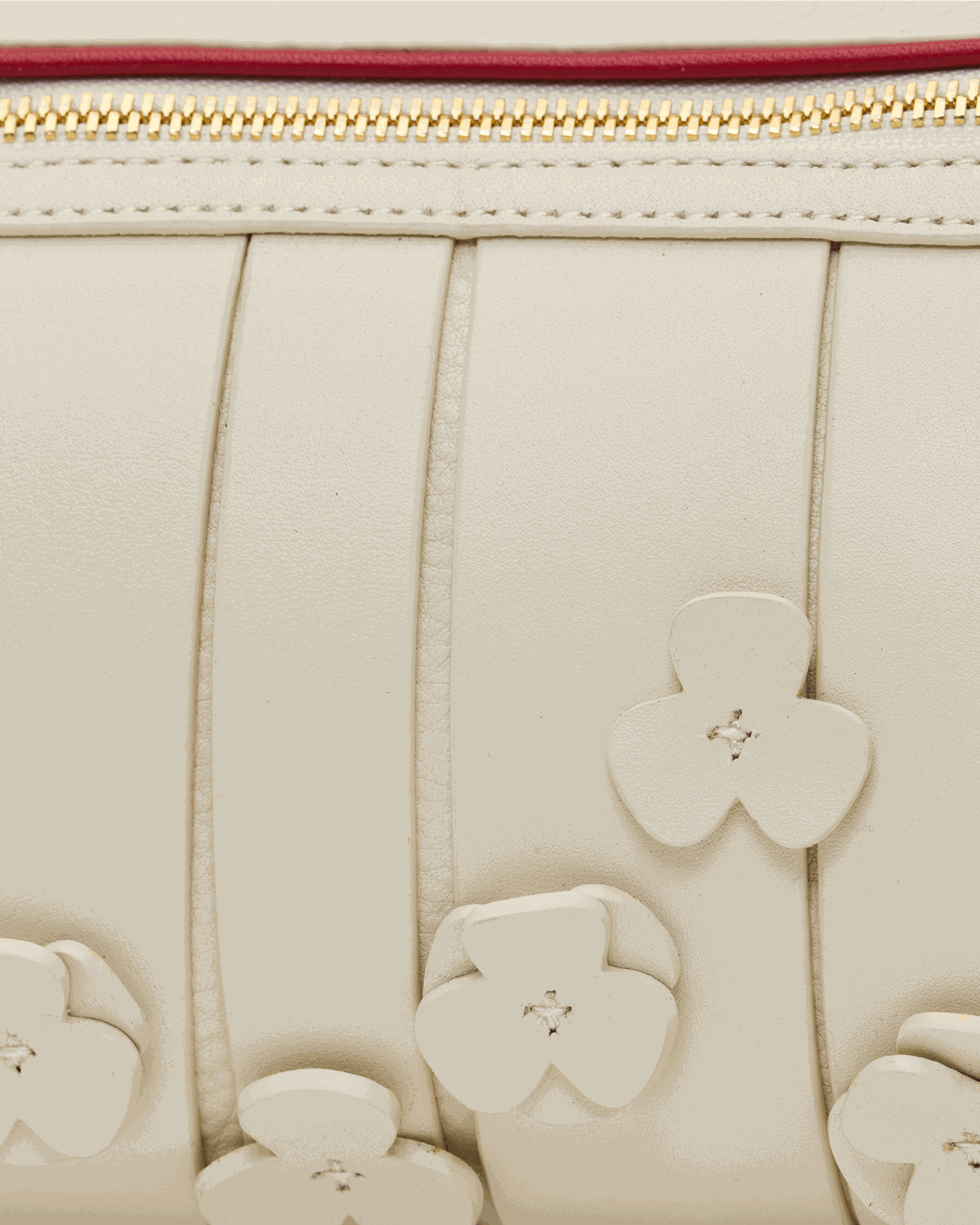 Beverly-Med-Bloom-Weave-BG-Detail-View