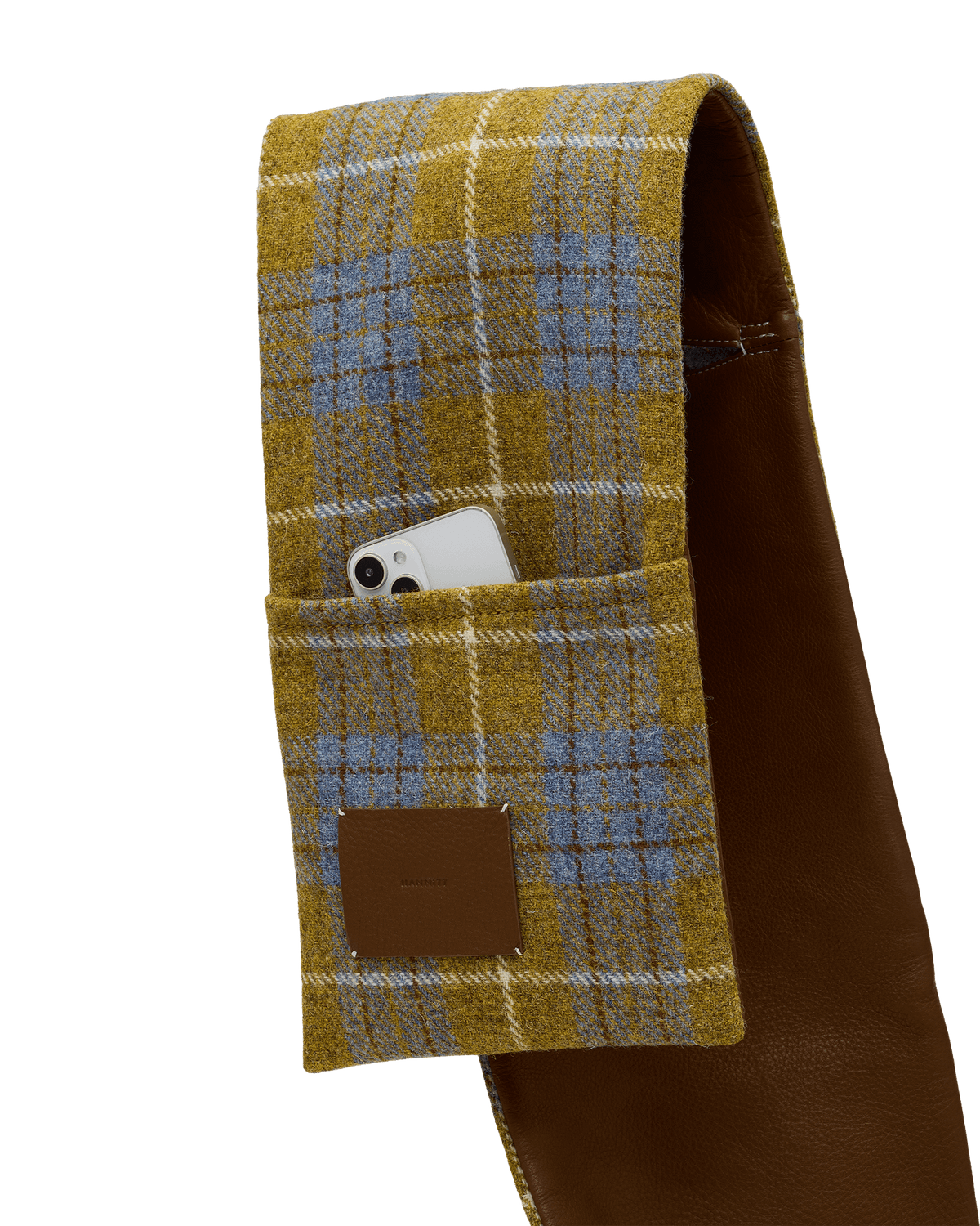 Lenny-Highlands-Tweed-Detail-View