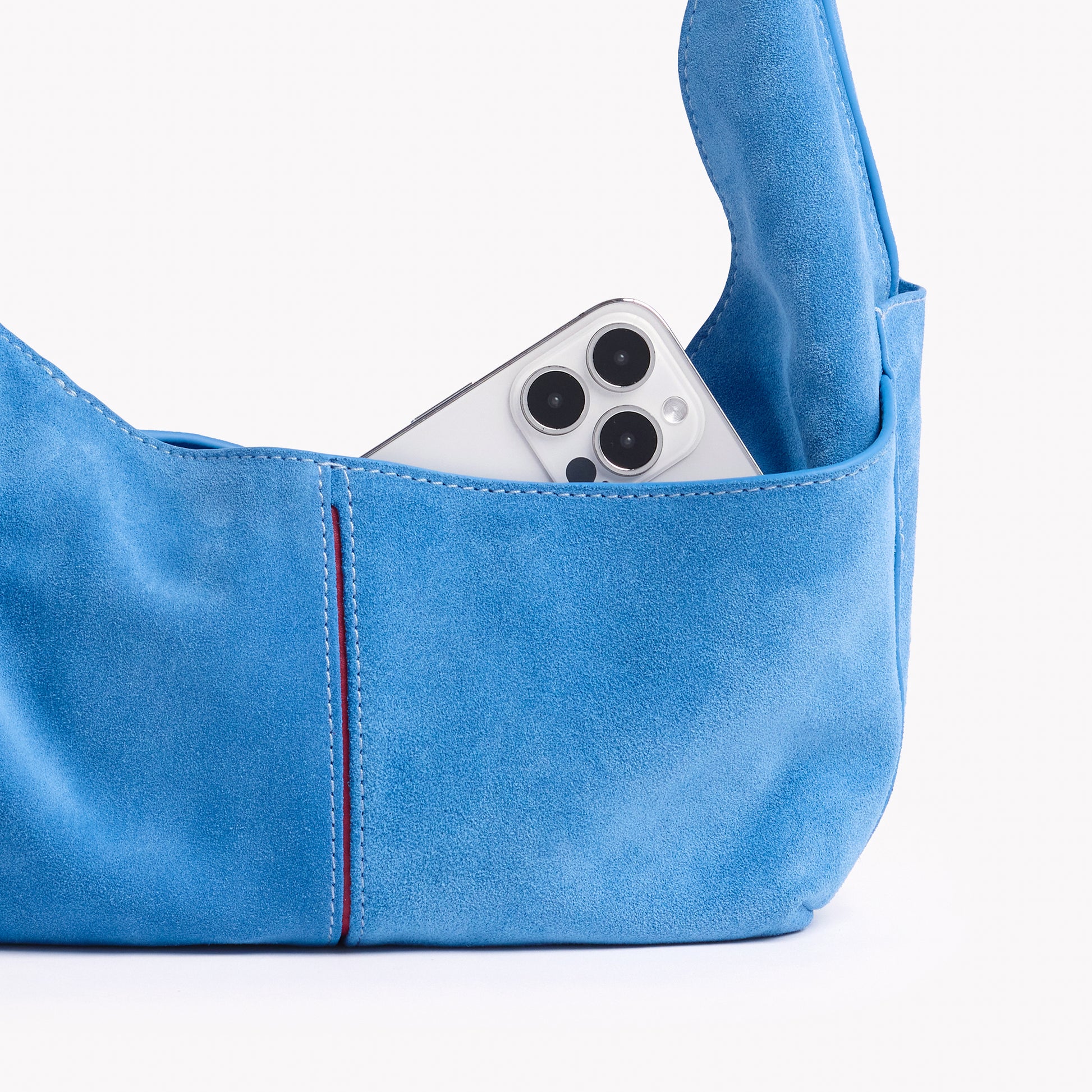 Tom-Zip-Med-Hydrangea-Suede-S-Front-View-Detail