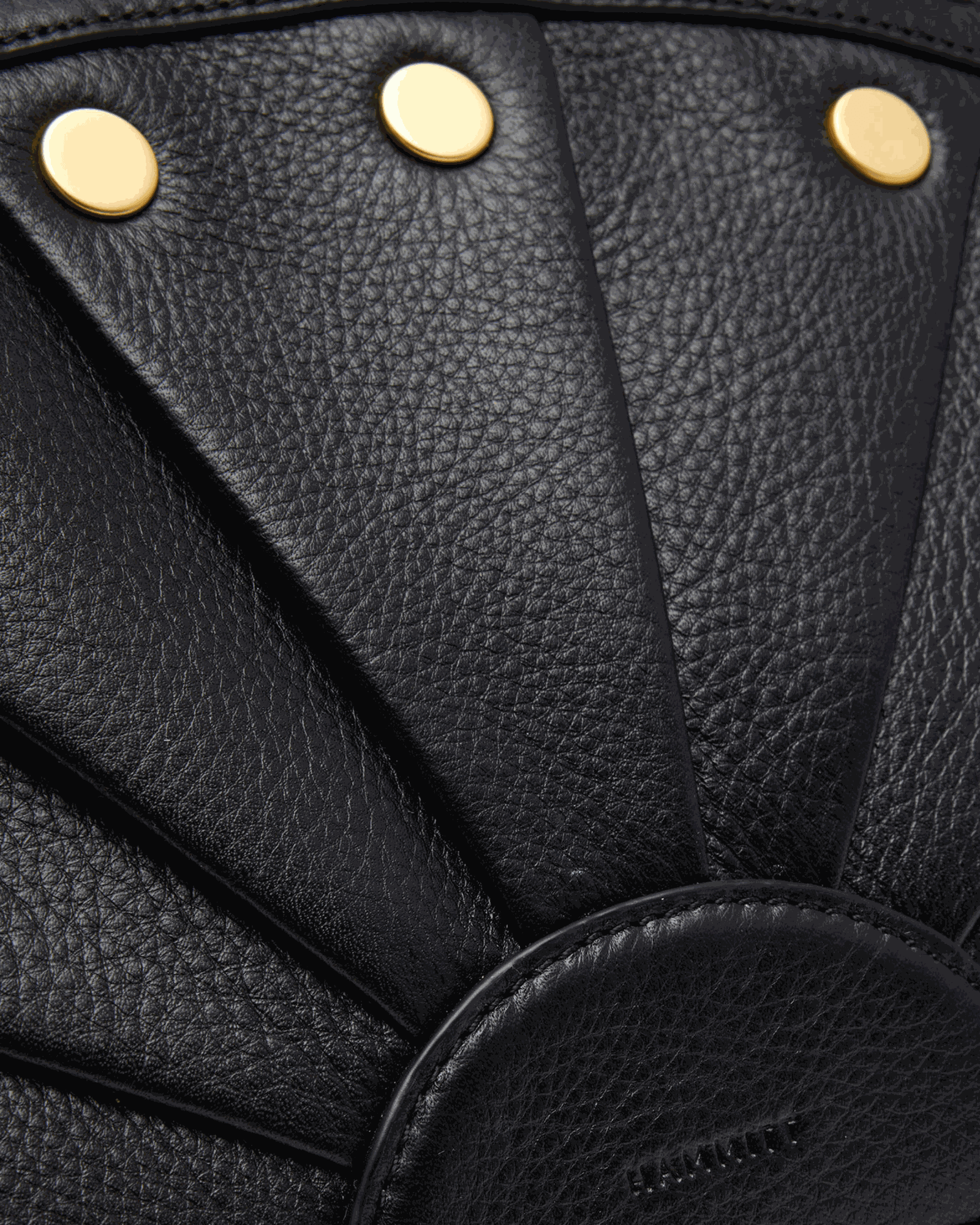 Shelley-Clutch-Black-BG-Detail-View-1