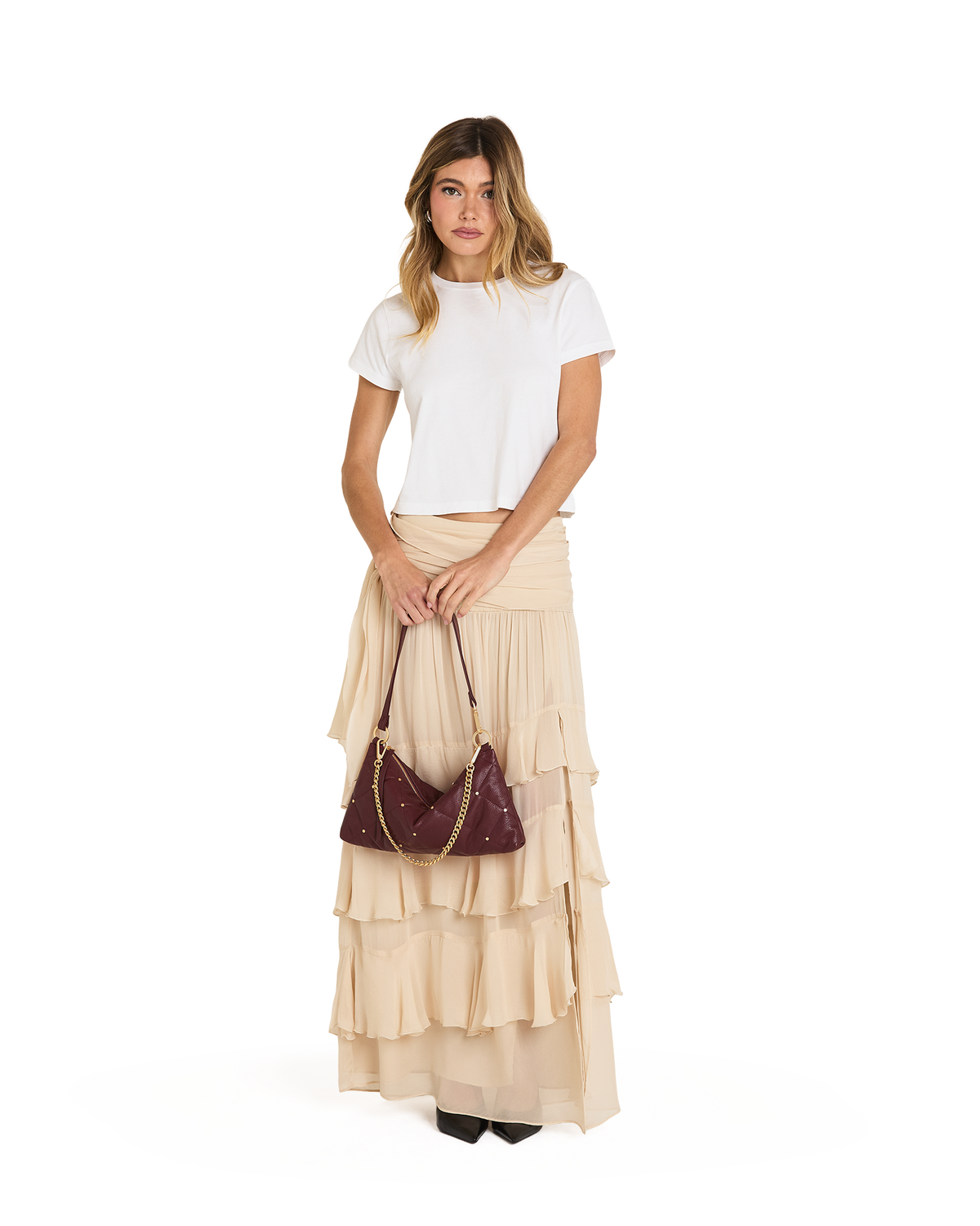 Model height is 5'9''