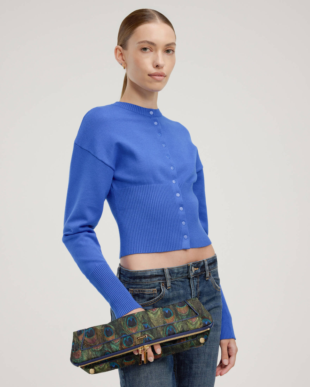 Beverly-Clutch-Peacock-Jacquard-G-Model-View
