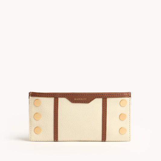 110-North-Courtyard-Cream-BG-Front-View