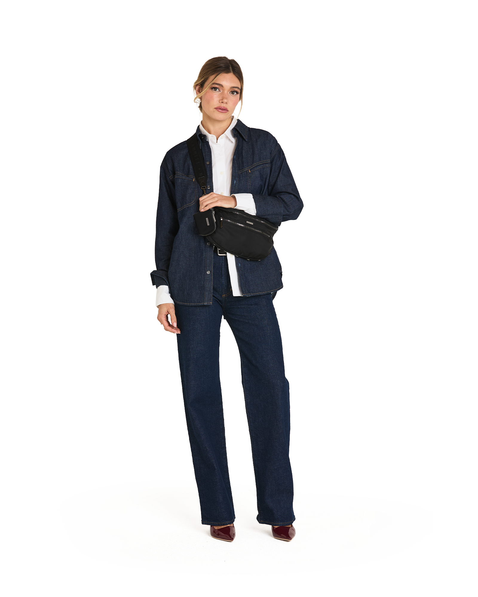 Model height is 5'9''