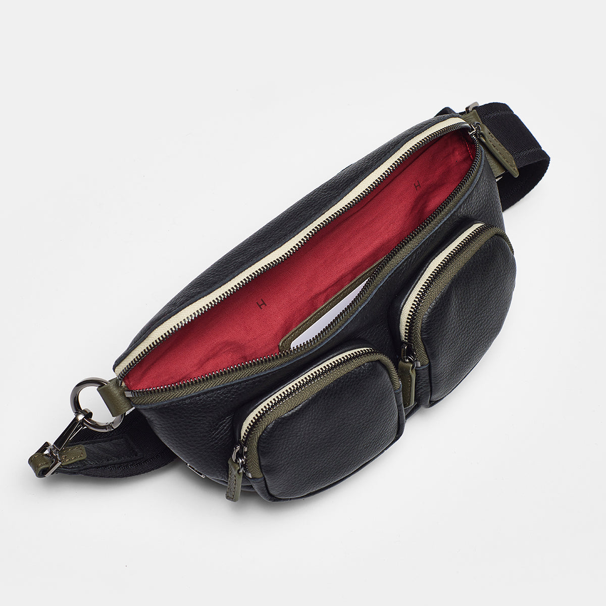 Charles Crossbody | Cargo Black/Gunmetal 840220512255 – HAMMITT