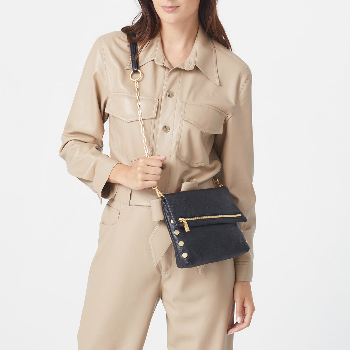 Chain-Strap-BG-Model-View
