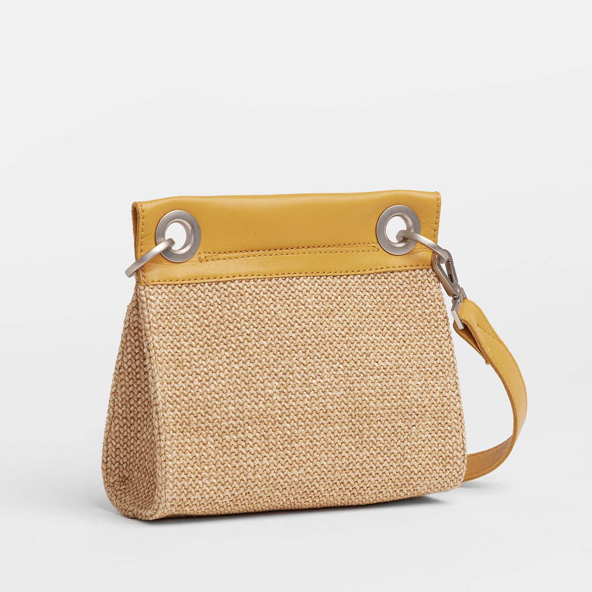 Tony-Sml-Chanterelle-Raffia-Back-View
