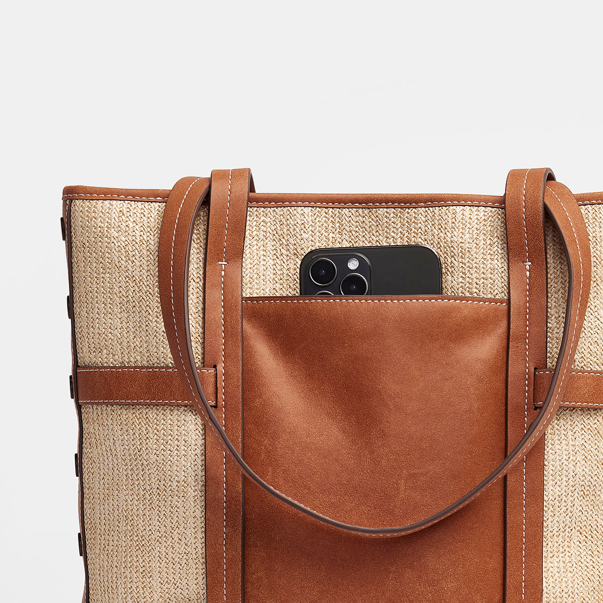 Addie-Tote-Saddle-Raffia-Detail-View